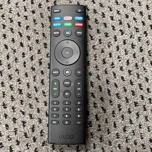 I’m selling a Visio remote